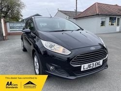 Black Used 2013 Ford Fiesta Zetec Hatchback | £5,490 (Fair price)