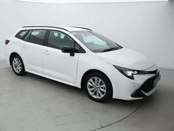 White Used 2025 Toyota Corolla Sport Estate | £25,498 (Fair price)