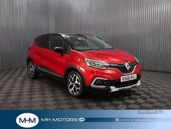 Red/black Used 2019 Renault Captur GT-Line SUV | £7,995 (Fair price)