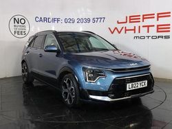 Blue Used 2022 Kia Niro Play SUV | £22,988 (A bit pricey)