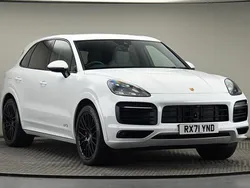 White Used 2021 Porsche Cayenne SUV | £67,500 (Fair price)