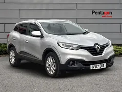 Silver Used 2017 Renault Kadjar Dynamique SUV | £10,800 (Fair price)