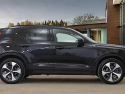 Used 2025 Volvo XC40 Plus SUV | £33,490 (A bit pricey)