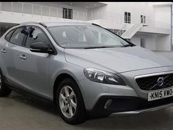 Silver Used 2015 Volvo V40 SE Hatchback | £7,695 (Fair price)