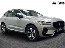 Silver Used 2023 Volvo XC60 Plus SUV | £32,800 (Fair price)