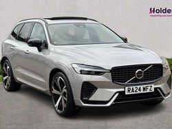 Used 2025 Volvo XC60 Ultra SUV | £43,990 (Fair price)