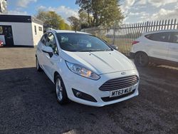 White Used 2013 Ford Fiesta Zetec Hatchback | £3,699 (Fair price)