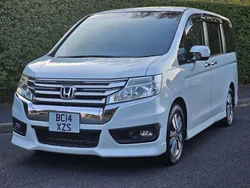 White Used 2014 Honda Stepwgn MPV | £9,950 (Fair price)