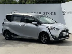 Silver Used 2024 Toyota Sienta Estate | £11,995