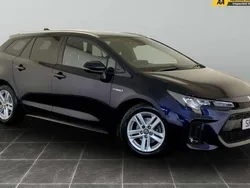 Blue Used 2021 Suzuki Swace SZ-T Estate | £14,295 (Good price)