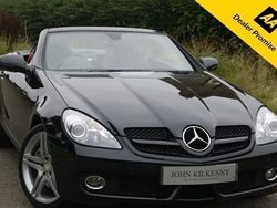 Black Used 2009 Mercedes SLK200 Cabriolet | £11,495