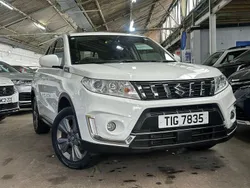 White Used 2019 Suzuki Vitara SZ-T SUV | £9,995 (Fair price)