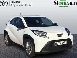 White Used 2022 Toyota Aygo X PURE SUV | £11,750