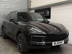 Black Used 2018 Porsche Cayenne SUV | £36,489 (Fair price)