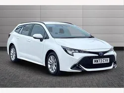 White Used 2023 Toyota Corolla Sport Estate | £21,580 (Fair price)