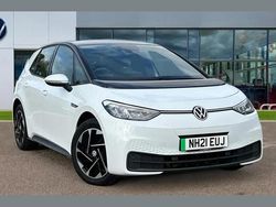 Glacier white metallic black Used 2021 VW ID.3 Pro Performance Hatchback | £14,719 (Fair price)
