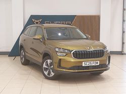 Gold New 2025 Skoda Kodiaq SE SUV | £35,998 (Fair price)