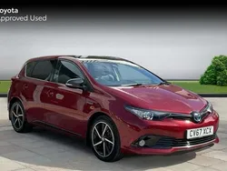 Tokyo red bitone Used 2017 Toyota Auris Hybrid Hatchback | £12,990