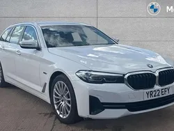Alpine white Used 2022 BMW 530e Comfort Edition Estate | £25,079 (Good price)