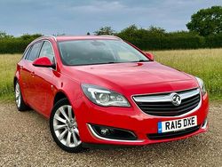 Red Used 2015 Vauxhall Insignia Elite Estate | £4,995 (Fair price)