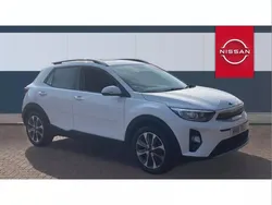 White Used 2018 Kia Stonic 2 SUV | £8,169 (Fair price)