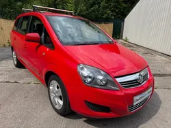 Red Used 2014 Vauxhall Zafira MPV | £3,295 (Fair price)