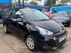 Black Used 2017 Hyundai i10 SE Hatchback | £5,980 (Fair price)