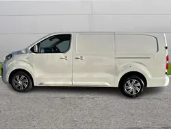White Used 2020 Vauxhall Vivaro Sportive Van | £13,490 (Fair price)