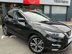 Black Used 2019 Nissan Qashqai N-Connecta SUV | £14,490 (Fair price)