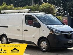 White Used 2016 Vauxhall Vivaro S Van | £7,890 (Good price)