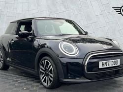 Black Used 2021 Mini Cooper Exclusive Hatchback | £21,492 (Expensive)
