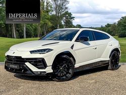 White Used 2024 Lamborghini Urus SUV | £214,948 (Fair price)