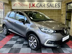 Grey Used 2017 Renault Captur Expression+ SUV | £6,995 (A bit pricey)