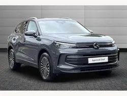 Grey Used 2025 VW Tiguan Match SUV | £30,995 (Good price)