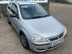 Silver Used 2003 Vauxhall Corsa Hatchback | £1,695 (Expensive)