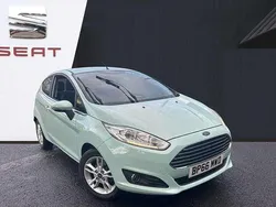 Green Used 2017 Ford Fiesta Zetec Hatchback | £5,680 (Fair price)