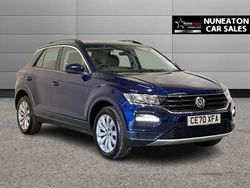 Blue Used 2020 VW T-Roc SE SUV | £14,100 (Fair price)