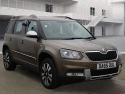 Brown Used 2015 Skoda Yeti LAURIN & KLEMENT SUV | £9,995 (A bit pricey)