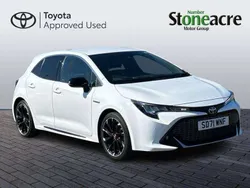 White Used 2022 Toyota Corolla Sport Hatchback | £19,000 (Fair price)