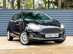 Black Used 2014 Ford Fiesta Titanium Hatchback | £3,995 (Fair price)