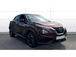 Red Used 2023 Nissan Juke N-Connecta SUV | £12,505 (Fair price)