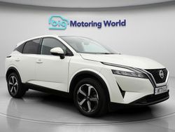 White Used 2021 Nissan Qashqai N-Connecta SUV | £18,000 (Fair price)