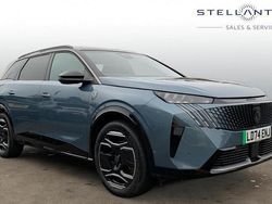 Used 2024 Peugeot e-5008 GTi SUV | £36,990 (Expensive)