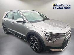Grey Used 2022 Kia Niro SUV | £16,050 (Good price)