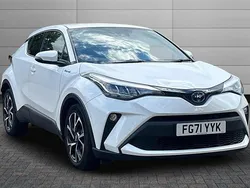 Pure white Used 2022 Toyota C-HR Design SUV | £20,495 (Fair price)