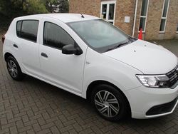 Used 2017 Dacia Sandero Ambiance | £3,991 (Fair price)