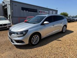 Silver Used 2017 Renault Mégane GrandTour Dynamique Estate | £7,990 (Fair price)