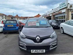 Grey Used 2015 Renault Captur Dynamique SUV | £8,995 (Fair price)