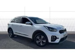 White Used 2020 Kia Niro 3 SUV | £14,360 (Fair price)