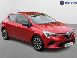 Red Used 2022 Renault Clio V Evolution Hatchback | £12,099 (Good price)